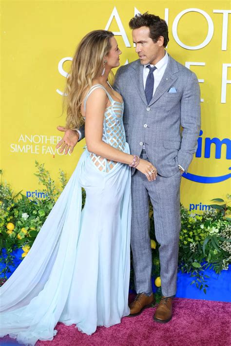 Blake Lively 'directs' husband Ryan Reynolds to look 'flirtatious' on ...