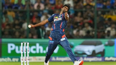 Yeh Rishta Kya Kehlata Hai: Naira gets emotional, here's why - India Today