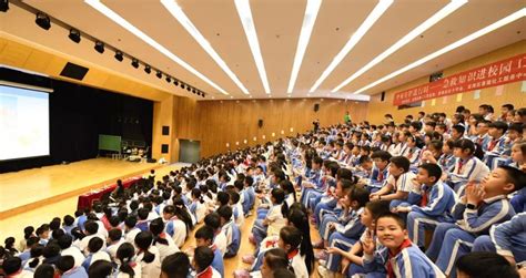 2018深圳龙岗区小学一年级学位申请指南！