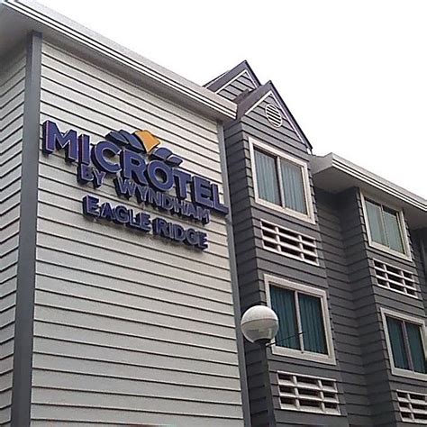 MICROTEL BY WYNDHAM EAGLE RIDGE (Cavite City) - Hotel Reviews, Photos ...