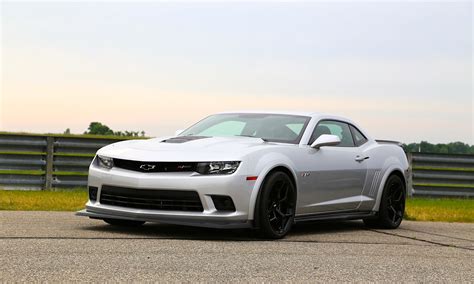 2015 Chevrolet Camaro Z/28 first drive review