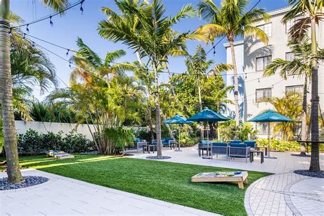COMPASS HOTEL BY MARGARITAVILLE NAPLES (Florida) - Hotel Reviews ...