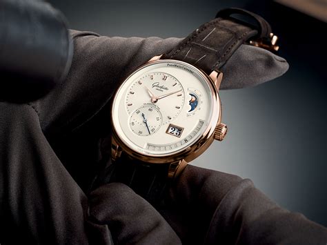 Glashütte Original | PanoMaticCalendar | Review