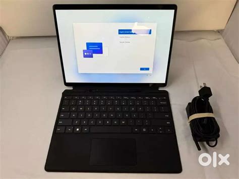 Microsoft Surface Pro 8 13” Touch i7-1185G7 16GB 256GB SSD Win 11 Pro ...