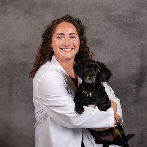 Meet Our Veterinarians | Sequoyah Animal Hospital