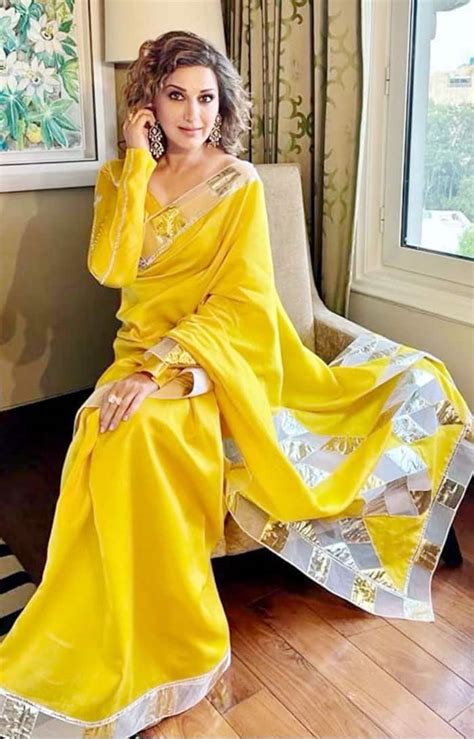 Sonali Bendre Makes us Fall in Love With Her Gorgeous Mustard Saree - PICS