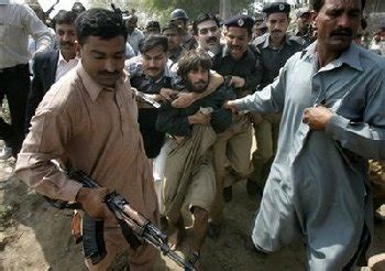 巴基斯坦塔利班宣称对警校遭袭事件负责 威胁恐怖袭击华盛顿