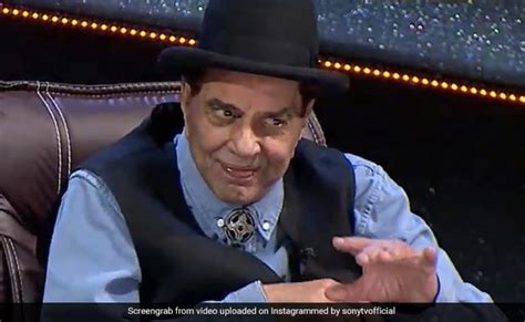 86 साल की उम्र में धर्मेंद्र ने मचाया घमाल, कुर्सी पर बैठे-बैठे गोविंदा ...