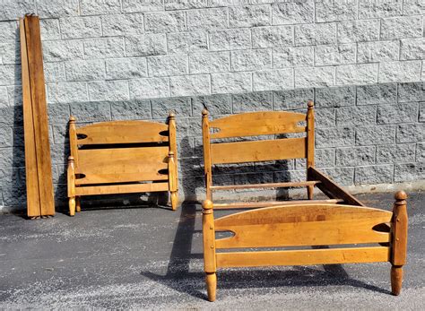 Pair 1930s Ethan Allen by Baumritter Refinished Heirloom Maple Twin Bed ...