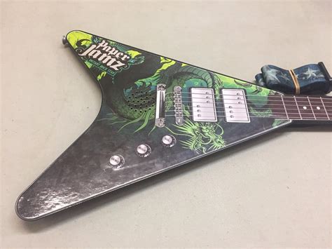 Wow Wee Paper Jamz Guitar Series II - Style 4 Green Dragon - Free ...