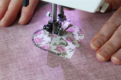 How Do You Applique Over a Panel 的图像结果