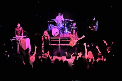 Landslide - Fleetwood Mac/Stevie Nicks Tribute Show - The Cabana ...