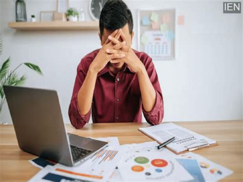 Layoffs 2026: Want to avoid the risk of sudden job loss? Adopt these 5 ...