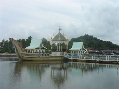 10 Best Places to Visit in Brunei Darussalam - 2017 (with Photos ...