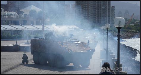 Reservists receive training during the annual Han Kuang military exercises in Taoyuan, Taiwan