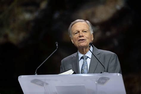 Adventist Speaker Mark Finley Inspires Attendees during the 62nd General Conference Session ...