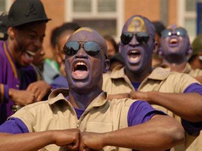 Four black men sue K.C. bar over discrimination | TopNews