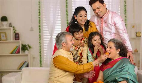 6 Family Values To Uphold Forever - lifeberrys.com