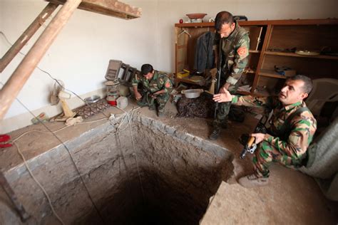 Iraq: As Isis is pushed back in Mosul, Russia warns US over sending ...