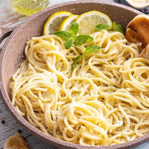 Spaghetti Al Limone: A Delicious and Creamy Lemon Pasta Recipe