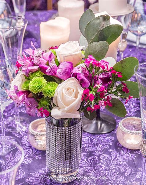 Black and purple wedding tables | Beachweddingtips.com