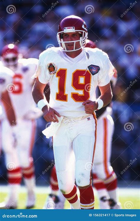 Joe Montana Kansas City Chiefs Editorial Photography - Image of ...