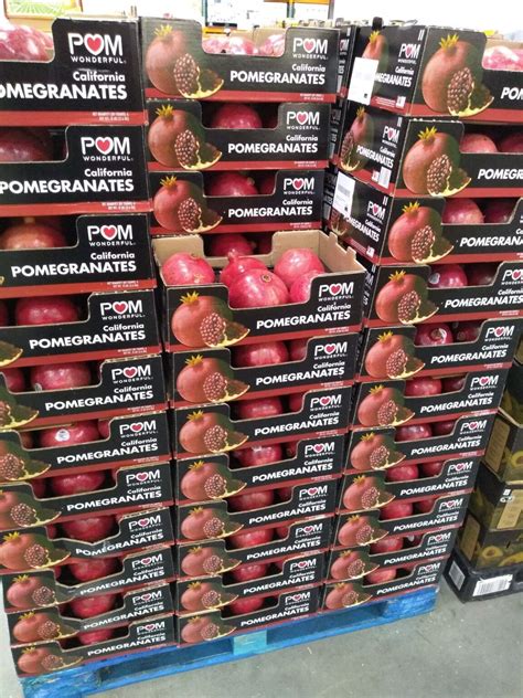 How to Tell When a Pomegranate is Ripe - Eat Like No One Else ...