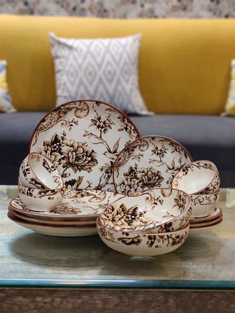 Adelaide Brown Dinner Set 14 Pcs – Sam's Collection
