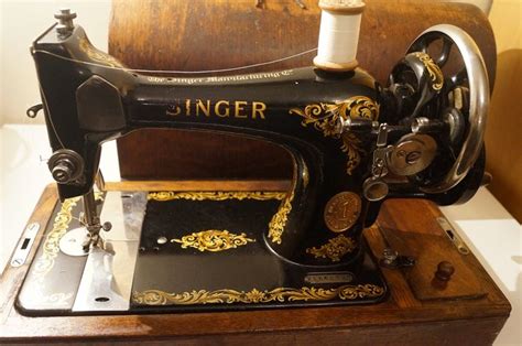 Image result for Singer Model 99K Sewing Machine