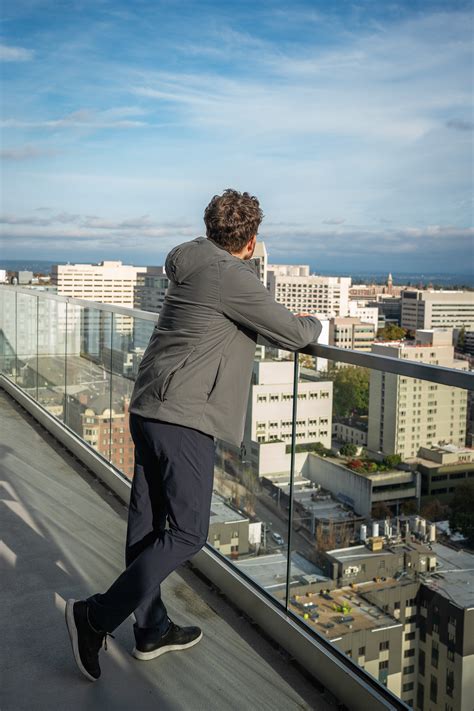 Western Rise Review | Men's Casual Travel Wear - Schimiggy Reviews