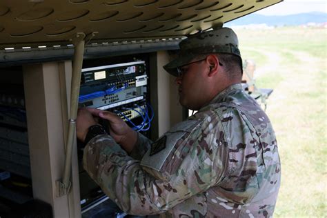 Signal Soldiers enable mission command for Saber Guardian 17 river ...