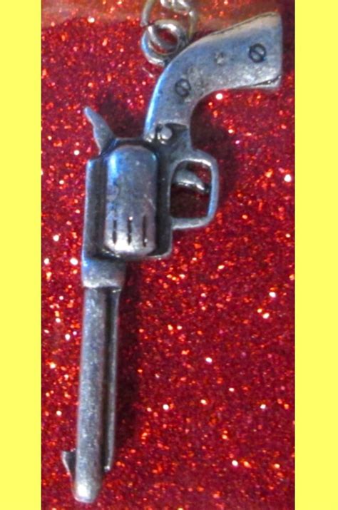 GUN Pistol Revolver Antique Skeleton Crystal KEYS Silver Cowboy Police ...