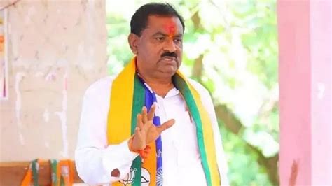 Beed Sarpanch Murder Case: BJP MLA Suresh Dhas Visits Victim’s Family ...