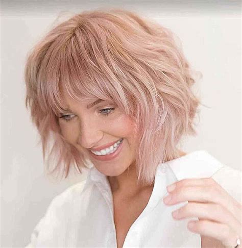 20 Ways to Wear a Shaggy Bob with Curtain Bangs | Choppy bob hairstyles ...