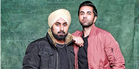 Akshay and IP talk about reimagining songs of the 90s for Crew and ...