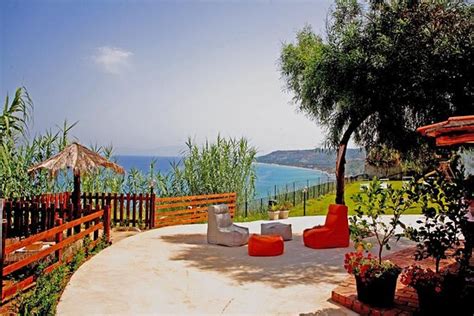 GIARDINO DEGLI DEI (Parghelia, Calabria, Italy) - Apartment Reviews ...