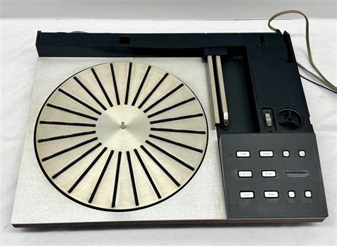 Bang & Olufsen Turntables Auction