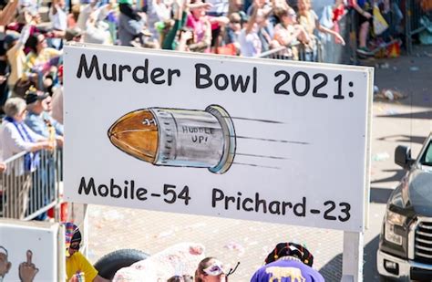 Mobile’s Comic Cowboys ride again: See the floats - al.com