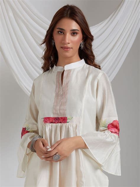 Buy White Floral Printed Chanderi Silk Kurta with Pants- Set of 2 | SS ...