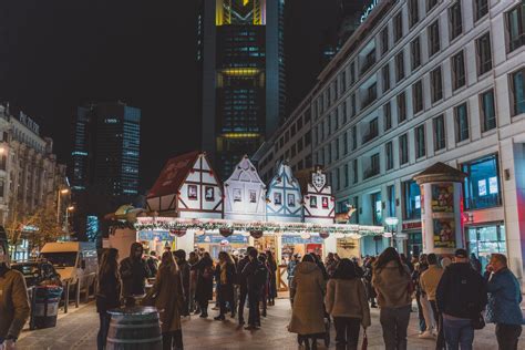 Frankfurt Christmas Market Guide 2023 (Events, Travel Tips)