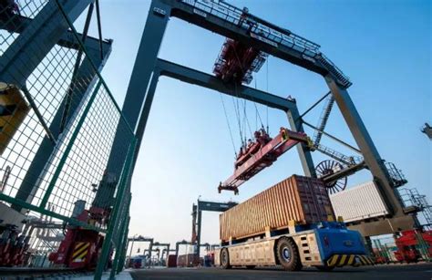盐田国际集装箱码头增加4台新岸吊和2台新龙门吊 | 深圳市外轮理货有限公司