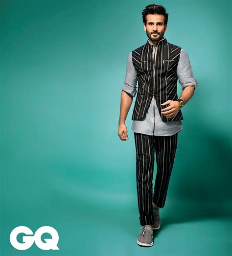 How to Suit Up? Men's Dressing Tips - Corporate Dressing | GQ India