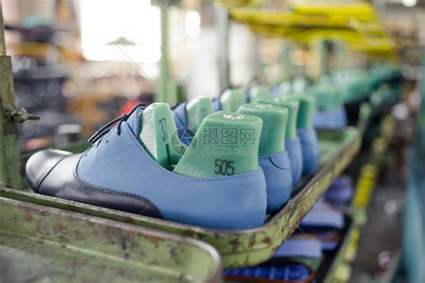 鞋厂手工制成的制品制鞋高清图片下载-正版图片504999355-摄图网