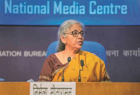 Note in circulation grew 8% annually to `32 lakh cr: FM