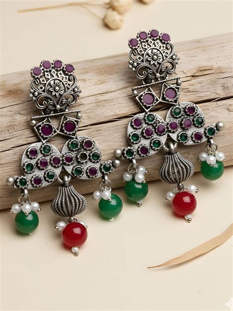 KARATCART Oxidised Silver Kundan Dangler Red and Green Earrings for Women