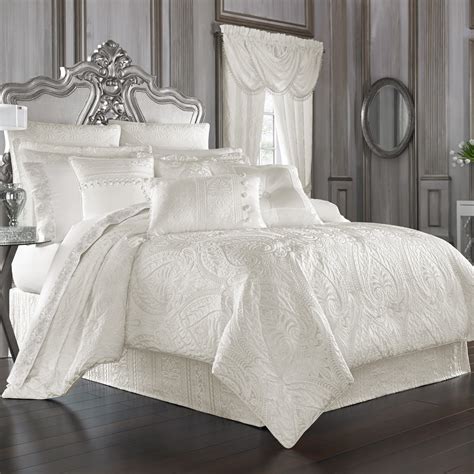 White Bed Sheets