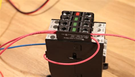 Grundlagen Selbsthalteschaltung