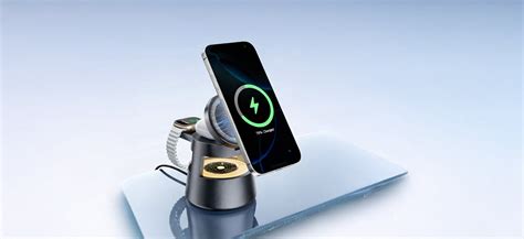Gearix 4-in-1 Magnetic Wireless Charging Station – 15W Fast Charging S ...