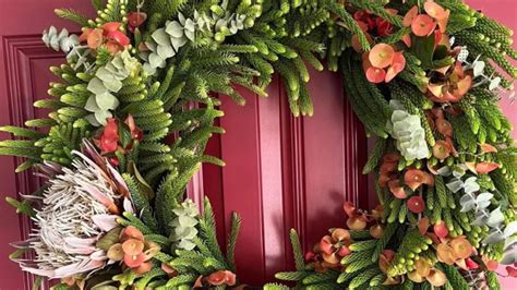 Holiday Wreath Making Class: Maui Farm Events + Lei Maui, 700 Punakea ...
