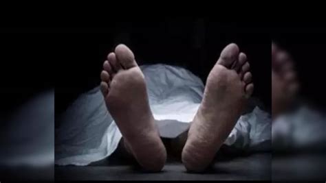 Delhi: Unidentified youth's body found hanging in Inderpuri forests ...